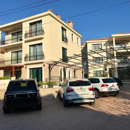 V&v Holiday home Rogoznica (Sibenik-Knin)