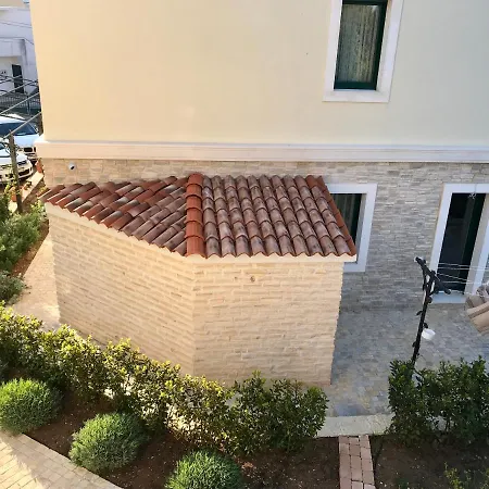 V&v Holiday home Rogoznica (Sibenik-Knin)