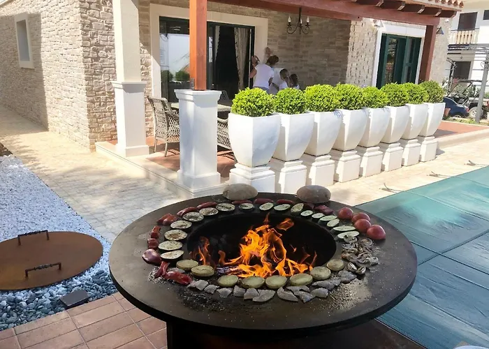 V&v * Rogoznica (Sibenik-Knin)