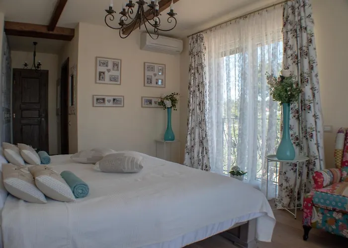 V&v Vakantiehuis Rogoznica (Sibenik-Knin)